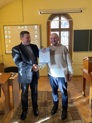 yzobrazhenye_2024-10-07_081712785